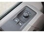 Volkswagen Crafter 35 2.0 TDI L3H3 Highline 140PK / 103kW, NL auto 1e eigenaar nieuw door ons geleverd en onderhouden, Full LED, navigatie, 3 zits, park assist, achteruitrijcamera, multifunctioneel stuurwiel, airco, voorruit verwarming, vloer, zijwand bekleding