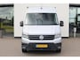 Volkswagen Crafter 35 2.0 TDI L3H3 Highline 140PK / 103kW, NL auto 1e eigenaar nieuw door ons geleverd en onderhouden, Full LED, navigatie, 3 zits, park assist, achteruitrijcamera, multifunctioneel stuurwiel, airco, voorruit verwarming, vloer, zijwand bekleding