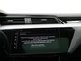 Audi E-tron 55 quattro S edition 95 kWh schuif panorama dak | SoH 95,4 % | Electr.glazen panorama dak | Apple Carplay | Achteruitrij camera | Parkeersensoren voor en achter | Navigatie | Warmtewerend glas | Voorstoelen verwarmd | Spraakbediening | Sp
