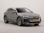 Audi E-tron 55 quattro S edition 95 kWh schuif panorama dak | SoH 95,4 % | Electr.glazen panorama dak | Apple Carplay | Achteruitrij camera | Parkeersensoren voor en achter | Navigatie | Warmtewerend glas | Voorstoelen verwarmd | Spraakbediening | Sp