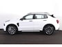 Lynk & Co 01 Core - Uit voorraad leverbaar - Parkeercamera achter - LED Koplampen met actieve grootlichtregeling - Buitenspiegels elektrisch inklapbaar en verwarmbaar - Verwarmde voorstoelen - 15,4 Inch display - Bekleding ECONYL - Apple Carplay & Android Auto - Achterbank 60/40 inklapbaar - ISOFIX - Dakrails - 19' LMV
