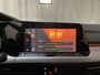 Volkswagen Golf 1.0 eTSI DSG Life Sfeerverlichting Navigatie Parkeersensoren DAB+