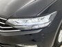 Volkswagen Passat Variant 1.5 TSI R-Line Business + 150 PK | Automaat | Parkeersensoren voor en achter | Cruise Control Adaptief | Climate Control | Apple Carplay | Android Auto | Elektrisch inklapbare spiegels |