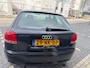 Audi A3 1.6 Ambition automaat / apk / zwart