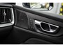 Volvo V60 2.0 T6 Plug-in hybrid AWD Ultra Dark | Panoramadak | Head Up Display | Donker Glas | Sportstoelen | Power Seats | Harman Kardon |