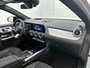 Mercedes-Benz GLA 250 e Business Solution AMG | Premium Plus | Nightpakket | GUARD 360 °  Plus | Burmester | Trekhaak | Panoramaschuifdak | MULTIBEAM LED | Sfeerverlichting |