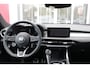 Alfa Romeo Tonale 1.3T PHEV 280pk Edizione Business | HARMAN/KARDON PREMIUM AUDIO | PREMIUM PACK: LEDEREN BEKLEDING/GEVENTILEERDE VOORSTOELEN/4-VOUDIG ELEKTRISCH VERSTELBARE LENDESTEUN VOORSTOELEN | WINTERPACK: STOEL/STUUR VERWARMING | TECHNOLOGY PACK: PARKEERWAARSCHUWING VOOR EN ACHTER/360° CAMERA/AUTOMATISCH INPARKEREN/ AUTONOMOUS DRIVING LEVEL 2: ADAPTIVE CRUISE CONTROL/LANE CENTERING ASSIST/TRAFFIC JAM ASSIST DODEHOEK DETECTIE AUTOMATISCH DIMMENDE BUITENSPIEGELS | DRAADLOZE TELEFOONLADER | FULL LED MATRIX KOPLAMPEN | DUAL STAGE VALVE: ACTIEVE DEMPING | KEYLESS ENTRY/START | 1MM 19'' DIAMOND CUT DARK LICHTMETALEN VELGEN | NAVIGATIE | DRAADLOZE APPLE CARPLAY/ANDROID AUTO | ELEKTRISCH BEDIENBARE ACHTERKLEP |