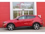 Alfa Romeo Tonale 1.3T PHEV 280pk Edizione Business | HARMAN/KARDON PREMIUM AUDIO | PREMIUM PACK: LEDEREN BEKLEDING/GEVENTILEERDE VOORSTOELEN/4-VOUDIG ELEKTRISCH VERSTELBARE LENDESTEUN VOORSTOELEN | WINTERPACK: STOEL/STUUR VERWARMING | TECHNOLOGY PACK: PARKEERWAARSCHUWING VOOR EN ACHTER/360° CAMERA/AUTOMATISCH INPARKEREN/ AUTONOMOUS DRIVING LEVEL 2: ADAPTIVE CRUISE CONTROL/LANE CENTERING ASSIST/TRAFFIC JAM ASSIST DODEHOEK DETECTIE AUTOMATISCH DIMMENDE BUITENSPIEGELS | DRAADLOZE TELEFOONLADER | FULL LED MATRIX KOPLAMPEN | DUAL STAGE VALVE: ACTIEVE DEMPING | KEYLESS ENTRY/START | 1MM 19'' DIAMOND CUT DARK LICHTMETALEN VELGEN | NAVIGATIE | DRAADLOZE APPLE CARPLAY/ANDROID AUTO | ELEKTRISCH BEDIENBARE ACHTERKLEP |