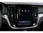 Volvo V60 2.0 T6 Plug-in hybrid AWD Essential | Adaptive Cruise Control | Getint Glas | Zwarte hemelbekleding | Stoelverwarming Voor & Achter | Stuurverwarming | 19" |