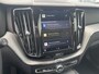 Volvo XC60 T8 Plug-in hybrid AWD Ultra Black Edition | Panoramadak | Trekhaak | 360 Graden Camera | Stoel- en Stuurverwarming |