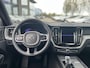 Volvo XC60 T8 Plug-in hybrid AWD Plus Dark | Panoramadak | Trekhaak | 360 Graden Camera | Stoel- en Stuurverwarming |