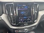 Volvo XC60 T8 Plug-in hybrid AWD Plus Dark | Panoramadak | Trekhaak | 360 Graden Camera | Stoel- en Stuurverwarming |