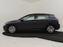 Volkswagen Golf Style eHybrid 204Pk DSG/AUTO | Achteruitrijcamera | Navigatie | Apple carplay Android auto | Cruise control adaptief | DAB | 16"LMV