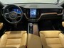 Volvo XC60 2.0 T6 Plug-in hybrid AWD Plus Dark Panodak Trekhaak Dealer Onderhouden