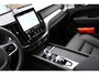 Volvo XC60 2.0 T6 Plug-in hybrid AWD Ultra Black Edition | 2 jaar fabrieks garantie | NIEUW! | Luchtvering | Massage stoelen | Stoel verwarming voor & achter | Elektrisch verstelbare voor stoelen met geheugen | Stuurverwarming | Bowers & Wilkins | 360° camera | Apple Carplay/Android Auto | Schuif/kanteldak|  Dealer prijs € 88.889,- bij ons €74.950,- |