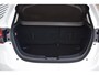 Mazda 2 1.5 SKYACTIV-G 90PK Comfort AUTOMAAT | Navigatie | Stoel verwarming | Apple carplay | Rijklaarprijs incl. 12 mnd BOVAG garantie & onderhoudsbeurt !