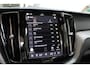 Volvo XC60 2.0 T8 Plug-in hybrid AWD Plus Black Edition Elek. Trekhaak | 360 Camera | Panorama dak | Getint glas