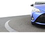 Toyota Yaris 1.5 Hybrid BI-Tone | Stoelverwarming | Cruise Control | Led Verlichting | All season banden |