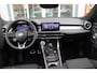 Alfa Romeo Tonale 1.3T PHEV 280PK TRIBUTO ITALIANO | PANORAMISCH SCHUIF / KANTELDAK | ZWART DAK | ZWART LEDEREN BEKLEDING MET RODE ACCENTEN/ GEBORDUURD "TRIBUTO ITALIANO" LOGO OP HOOFD STEUNEN | VOORSTOELEN / STUUR VERWARMD | VOORSTOELEN ELEKTRISCH VERSTELBAAR | DRAADLOOS APPLE CARPLAY / ANDROID AUTO | 360° CAMERA | AUTOMATISCH DIMMENDE BUITENSPIEGELS | 20"INCH LICHTMETALEN VELGEN | ADAPTIVE CRUISE CONTROL | KEYLESS ENTRY / START | ELEKTRISCH BEDIENBARE ACHTERKLEP | DRAADLOZE TELEFOONLADER | AMBIENT LIGHTING | DONKERE HEMELBEKLEDING | SCHAKELFLIPPERS AAN HET STUUR | VERWARMDE RUITENSPROEIERS |