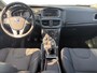 Volvo V40 Cross Country 1.6 T4 Momentum | Panoramadak | Trekhaak afneembaar | Dealerondehouden | 1e eigenaar |