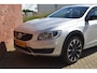 Volvo V60 Cross Country T5 245PK Automaat Polar+ Luxury / 19'' Bor / Schuif-/kanteldak / El. Stoelen / Dubbel glas / Afn. Trekhaak / Kinderzitjes / H&K Audio / Keyless / Stoel + stuurw. verwarming / PDC + CAM / ACC / BLIS /