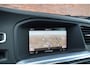 Volvo V60 Cross Country T5 245PK Automaat Polar+ Luxury / 19'' Bor / Schuif-/kanteldak / El. Stoelen / Dubbel glas / Afn. Trekhaak / Kinderzitjes / H&K Audio / Keyless / Stoel + stuurw. verwarming / PDC + CAM / ACC / BLIS /
