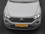 Volkswagen T-Roc Cabrio 1.5 TSI 2 x R-Line 150pk DSG Dealer O.H | Valcona Lederen Sportstoelen | Adaptive Cruise | Trekhaak Afn. | Beats Audio | IQ Drive | 19"L.M | Camera | Stuurverwarming | Keyless | Matrix LED |