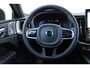 Volvo XC60 2.0 T6 Plug-in hybrid AWD Ultra Black Edition | 2 jaar fabrieks garantie | NIEUW! | Massage stoelen | Stoel verwarming voor & achter | Elektrisch verstelbare voor stoelen met geheugen | Stuurverwarming | Bowers & Wilkins | 360° camera | Apple Carplay/Android Auto | Schuif/kanteldak|  Dealer prijs € 88.889,- bij ons €74.950,- |