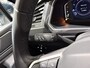 Volkswagen Tiguan 1.5 TSI Life Business 150 PK | Apple Carplay | Achteruitrijcamera | Panoramadak | Trekhaak | Digital Cockpit Pro | Stuurwielverwarming | Navigatie | Stoelverwarming | Ergo-Active Voorstoelen | Massage Functie | LED Verlichting | Keyless |