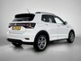 Volkswagen T-Cross 1.0 TSI Comfortline 116 PK | Automaat | R-Line Exterieur | Apple Carplay | Dodehoeksensoren | Stoelverwarming | Parkeersensoren | Adaptive Cruise Control | Digital Cockpit Pro | Navigatie | Rijstrookhulp | DAB Radio | Lichtmetalen Velgen | Getinte Ruiten | Bluetooth | Airco | Verlichting Automatisch |
