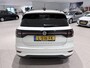 Volkswagen T-Cross 1.0 TSI Comfortline 116 PK | Automaat | R-Line Exterieur | Apple Carplay | Dodehoeksensoren | Stoelverwarming | Parkeersensoren | Adaptive Cruise Control | Digital Cockpit Pro | Navigatie | Rijstrookhulp | DAB Radio | Lichtmetalen Velgen | Getinte Ruiten | Bluetooth | Airco | Verlichting Automatisch |