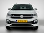 Volkswagen T-Cross 1.0 TSI Comfortline 116 PK | Automaat | R-Line Exterieur | Apple Carplay | Dodehoeksensoren | Stoelverwarming | Parkeersensoren | Adaptive Cruise Control | Digital Cockpit Pro | Navigatie | Rijstrookhulp | DAB Radio | Lichtmetalen Velgen | Getinte Ruiten | Bluetooth | Airco | Verlichting Automatisch |