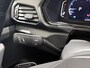 Volkswagen T-Cross 1.0 TSI Comfortline 116 PK | Automaat | R-Line Exterieur | Apple Carplay | Dodehoeksensoren | Stoelverwarming | Parkeersensoren | Adaptive Cruise Control | Digital Cockpit Pro | Navigatie | Rijstrookhulp | DAB Radio | Lichtmetalen Velgen | Getinte Ruiten | Bluetooth | Airco | Verlichting Automatisch |