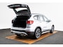 BMW X1 sDrive20i xLine - Trekhaak - Panoramadak - Head up - Cruise control - Sportstoelen - Hifi - Park Assistant - Elektrische achterklep - Armsteun voor - Multifunctioneel stuurwiel - Elektrisch verwarmde voorstoelen -