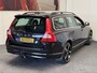 Volvo V70 2.5T AUTOMAAT 230 PK ! STOF/LEDER CRUISE CONTROL CLIMATE CONTROL STOELVERWARMING BLUETOOTH TELEFOON PDC AFN. TREKHAAK ZEER MOOI !!