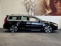Volvo V70 2.5T AUTOMAAT 230 PK ! STOF/LEDER CRUISE CONTROL CLIMATE CONTROL STOELVERWARMING BLUETOOTH TELEFOON PDC AFN. TREKHAAK ZEER MOOI !!