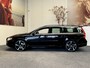 Volvo V70 2.5T AUTOMAAT 230 PK ! STOF/LEDER CRUISE CONTROL CLIMATE CONTROL STOELVERWARMING BLUETOOTH TELEFOON PDC AFN. TREKHAAK ZEER MOOI !!