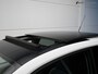 Volkswagen Up! 1.0 high up! (SCHUIFDAK,PARKEERSENSOREN,STOELVERWARMING,LEDER,LM-VELGEN,NAVIGATIE,AIRCO,CRUISE,TOPCONDITIE)
