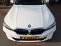 BMW 3-Serie Touring 320e xDrive FACELIFT WIDESCREEN / CARPLAY / TREKHAAK / SPORTLEER