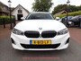 BMW 3-Serie Touring 320e xDrive FACELIFT CURVED-WIDESCREEN / CARPLAY / TREKHAAK / SPORTLEER