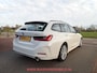 BMW 3-Serie Touring 320e xDrive FACELIFT WIDESCREEN / CARPLAY / TREKHAAK / SPORTLEER