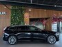Volvo V60 2.0 T8 Recharge AWD R-Design Pannorama schuif trekhaak elektrisch
