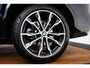 BMW X4 xDrive20i M Sport - Trekhaak - Panoramadak - Head up - Harman Kardon - Driving/parking Assistant Plus - Elektrisch verwarmde voorstoelen - Comfort Access - Sportstoelen - Active Protection -