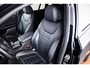 BMW X4 xDrive20i M Sport - Trekhaak - Panoramadak - Head up - Harman Kardon - Driving/parking Assistant Plus - Elektrisch verwarmde voorstoelen - Comfort Access - Sportstoelen - Active Protection -