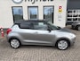 Suzuki Swift 1.2 Stijl / Camera / Airco / Carplay / Centrale vergrendeling / Stoelverwarming