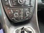 Opel Meriva 1.4 Turbo 120 PK Design Edition | TREKHAAK| NAVIGATIE| COMFORTSTOELEN| PARKEERSENSOREN| CRUISE CONTROL| RADIO MET CD/MP3 SPELER|