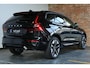 Volvo XC60 2.0 T6 Plug-in hybrid AWD Plus Dark | Elektrisch Schuif/Kantel-Panoramadak | Head-Up Display | 360º Camera | 20" Lichtmetalen Wielen | Harman Kardon Premium Audio |