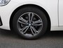 BMW 2-Serie Active Tourer 218i Executive Edition | NAVIGATIE | HEAD-UP | KLIMAATREGELING | LED
