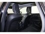 Volvo XC60 B5 Inscription - Panorama/schuifdak - IntelliSafe Assist & Surround - Harman/Kardon audio - Parkeercamera achter - Verwarmde voorstoelen - Parkeersensoren voor & achter - Elektr. bedienb. bestuurdersstoel met geheugen - Head up display - Elektr. inklapbare trekhaak - 20' LMV