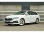 Skoda Octavia Combi 1.0 e-TSI 110pk DSG Business Edition | Trekhaak | Voorstoelen Verwarmd | Apple CarPlay/ Android auto | Draadloos Telefoonladen